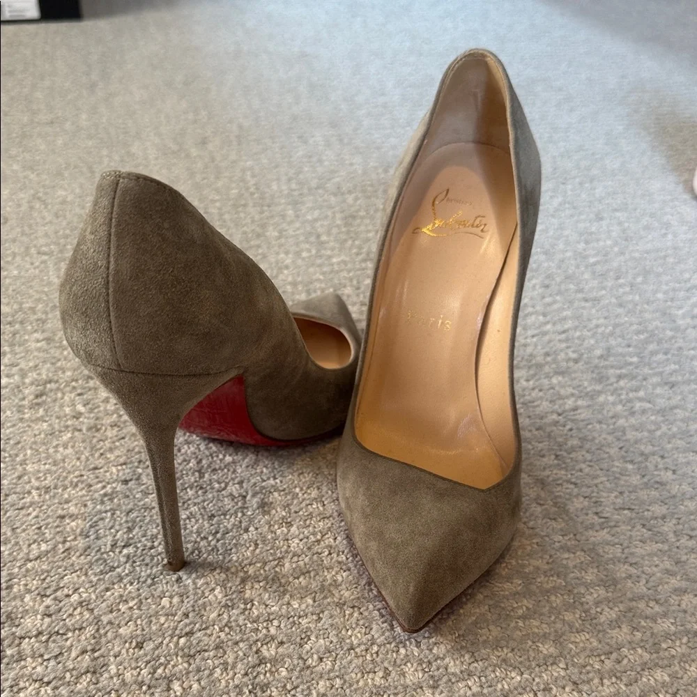 Christian Louboutin Olive Heels - Picture 1 of 4